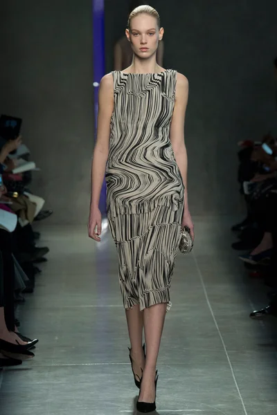 Look 38